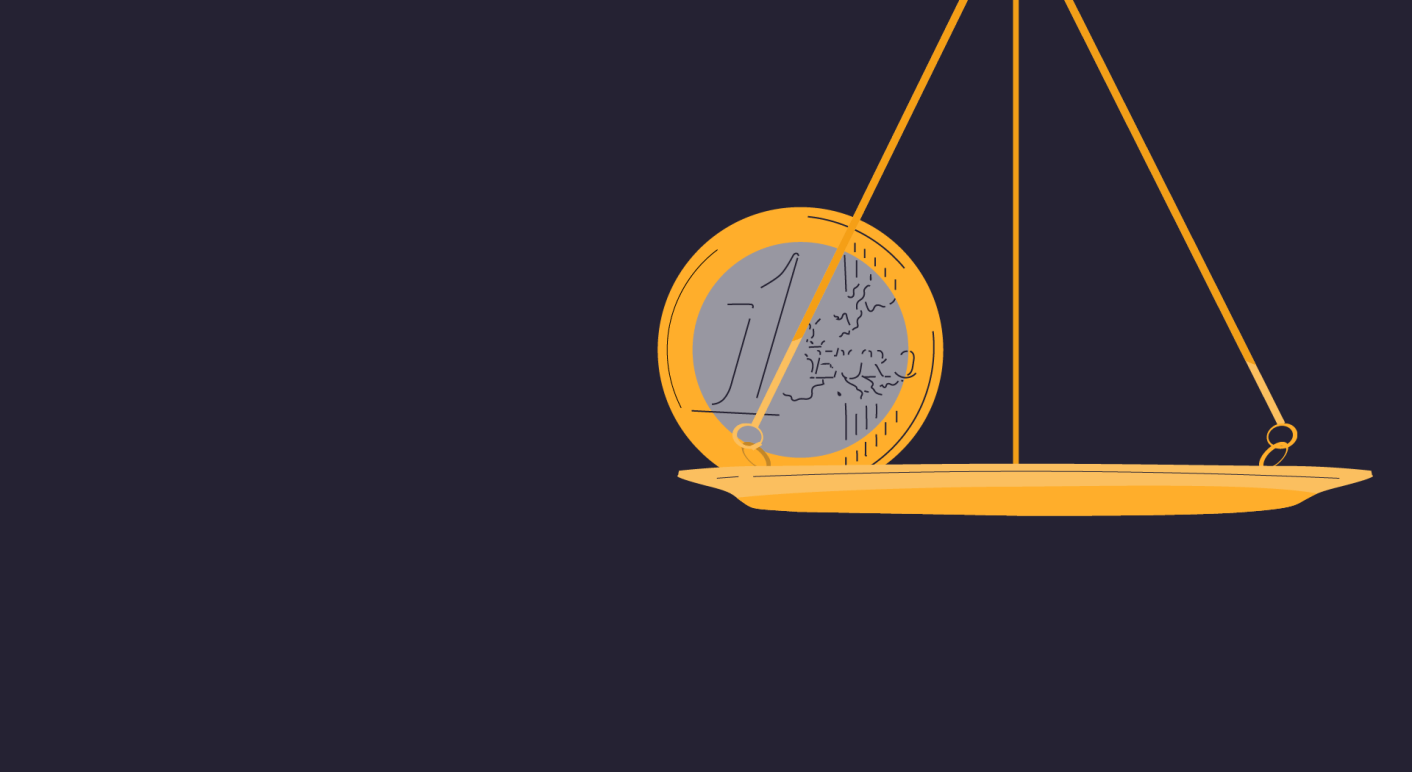 Who receives court donations in Germany?